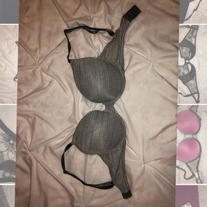 Victoria’s Secret push up everywhere bra